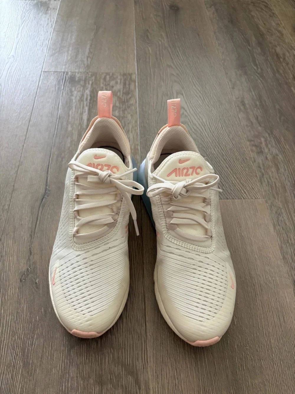 Nike Women's Light Cream and Peach Air Max 270 Sneakers